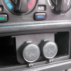 Carpoint Contactdoos 2 weg 12 -24 V