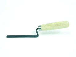 AVR Gesmeed voegijzer 10 mm met handgreep in hout