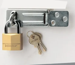 Masterlock Hasp met hangslot 40 mm sleutel