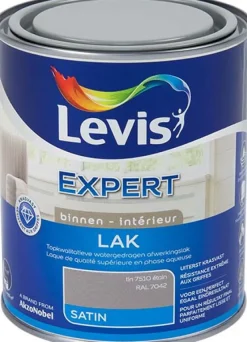 Levis Lak regular satin tin 750 ml