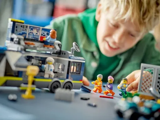 Lego City 60418 Politielaboratorium in truck